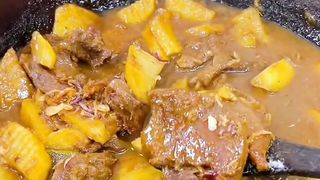 Daging bumbu lapis