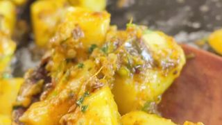 Masaledaar sukhe aloo