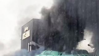 Fire breaks out at a newly built waterpark, causing it to explode.