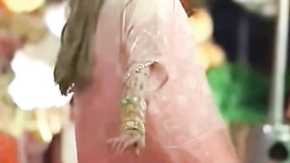 بس میرے ڈانس کا مذاق نہ اڑانا????_ Alishba Anjum Funny Dance on Sehar's Wedding _ Hanky Panky.