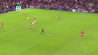 Manchester United [3] - 0 Nottingham Forest - Fred 87'