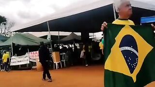 Esse é um vídeo é engraçado que vai passar na Netflix kkkkkk