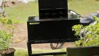 Ceksond sound miniatur 12 in hujan hujan ????
