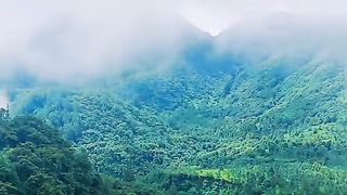 The beauty of the clouds above the mountains