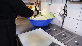 / spicy beef noodle Jjamppong / Korean street food
