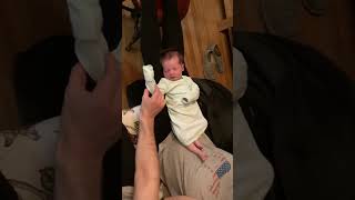 So cute little baby and the reaction so much funny ???????????? #funny #viral #shorts #baby #humorfolder