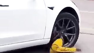 Au voleur !