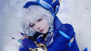 Furina Cosplay