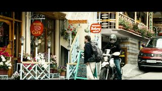 Halki_Halki_Si___Saaj_Bhatt___Full_Song___Munawar_Faruqui___Hina_Khan___Ashes_Kaur
