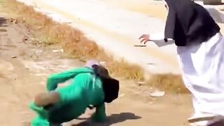 Pegadinha da freira maluca kkkkk