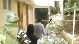 শাহজাহান ঘনিষ্ঠ ব্যবসায়ীদের বাড়িতে তল্লাশি