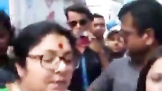 BJP র মহিলা দলকে বাধা!