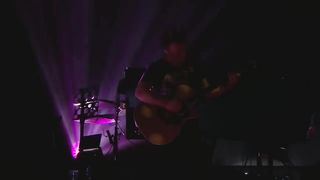 SHAKIRA " Je l'aime à mourir"