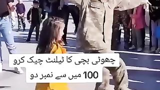 چھوٹی بچی کا ٹیلنٹ چیک کریں