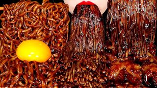 ASMR-BLACK-BEAN-ENOKI-MUSHROOMS-BABY-