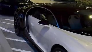 What colour is your bugatti????