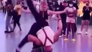 Qoyil qolmay iloj yoʻq
