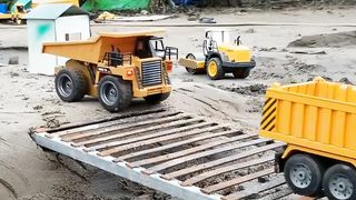 RC Dump Truck