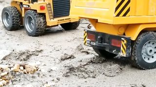 RC Dump Truck