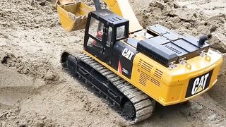 RC Excavator