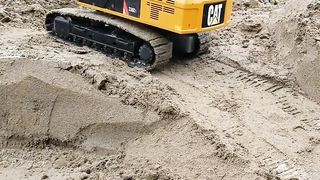 RC Excavator