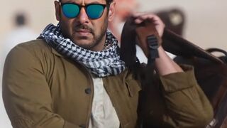 Salman Khan 57th Birthday celebration in Mumbai!!