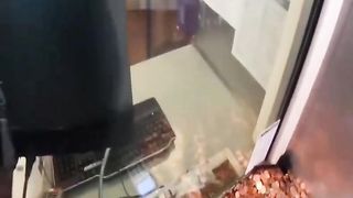 $89 parking ticket paid with 8900 pennies