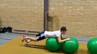 PARKOUR with different EMOJIS ???? #challenge #parkour #backflip. Upload