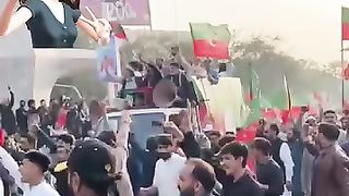 Today Karachi People's Protests Against the Collection Government Please Subscribe my channel