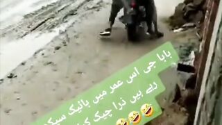 New man skills bycycle