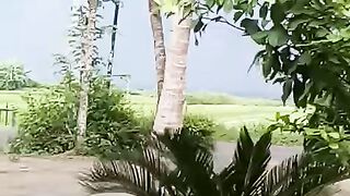 MENDUNG MAU HUJAN