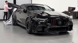We got to take an exclusive look at the most powerful Brabus ever!????