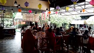 Kebiasaan  Indonesian habits