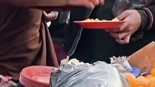 Let’s share the oranges l????