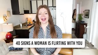 40 PROVEN Signs A Woman is Flirting with YOU (She's Interested In You) !