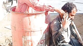 Very funny video mob dhoob gya video k chaker ma