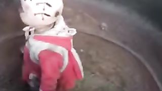 Bola bo‘lsa sho‘x bo‘lsin: Bu bolakayning onasiga ish topildi.