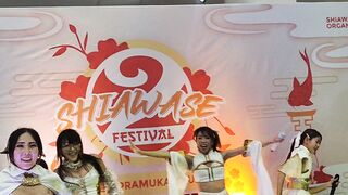 The Japanese Girlband Rock The Festival!!!