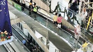 OMG!!! The Mall So Crowded at Japenese Event