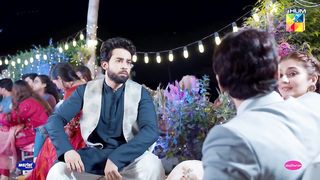 Itna Chipak Ke Kiyun Bethe Ho Shibra Ke Sath.._ #bilalabbaskhan #durefishansaleem - Ishq Murshid.