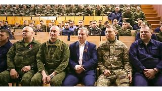 РУСКИ ПИЛОТИ БОМБАРДИРАЛИ МАРИУПОЛ СА ЗАСТРЕЛЯНИ
