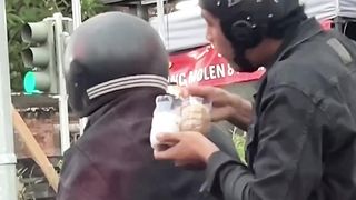 Boleh yahh makan senikmat itu?
