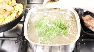 make a potato, meat and parsley soup