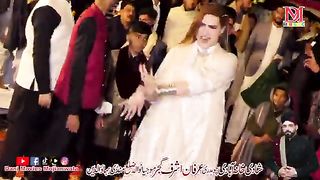 Patloo  Bollywood Song Pari Paro Dance Performance Pari Paro All Song