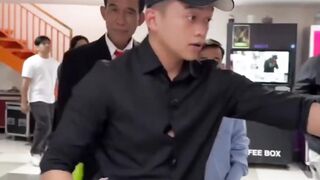 Kembaran jokowi,mayor tedi dan gibran