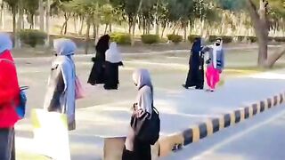 nakhry_na_kia_krin_girls