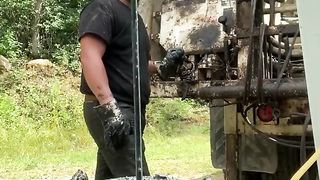 rig floor activites -- rig floor drilling _petroleum _casing _rig