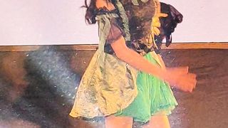 Amazing Cute Girl Awesome Dancing!!!