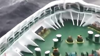 proof that the sea can destroy everything,