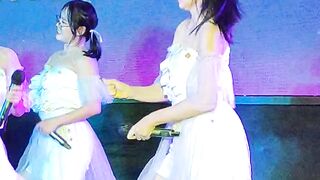 Awesome!!! Pretty Girl With Cool Dance...Love It